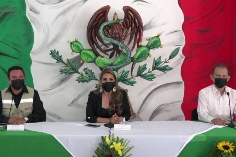 Gobernadora morenista modifica el Escudo Nacional: le agrega una «S» de su apellido