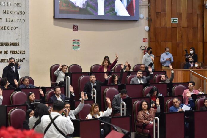 Diputados de Morena aprobaron recortes a desarrollo social, campo e infraestructura