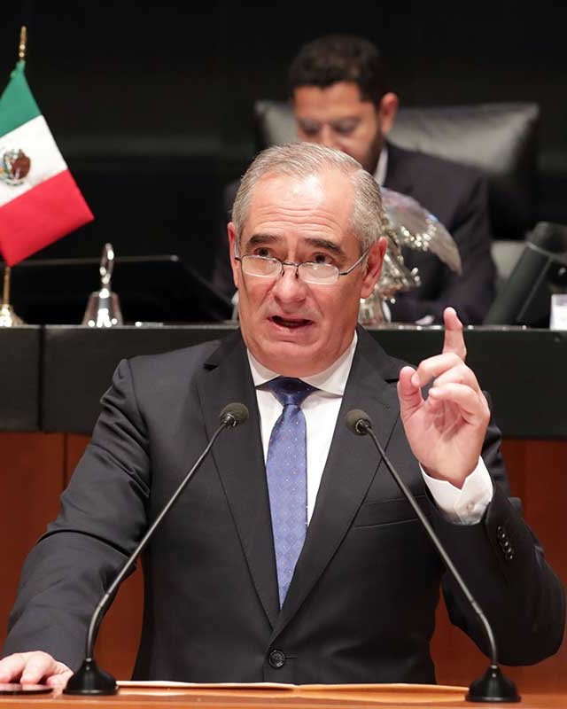 Senado no busca desaparecer poderes en Veracruz: Julen Rementería