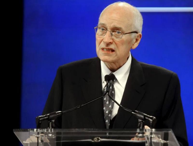 El exvicepresidente de EE.UU. Dick Cheney llama cobarde a Trump en un anuncio