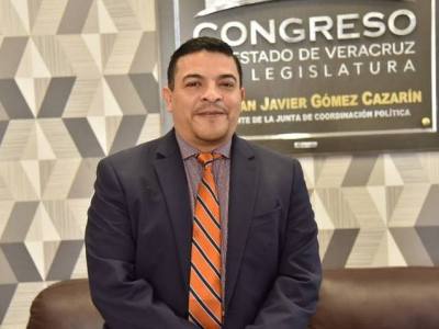  Gómez Cazarín niega derroche en Congreso Local