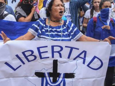 Presos políticos de Nicaragua: alegría por su liberación, tristeza por su destierro