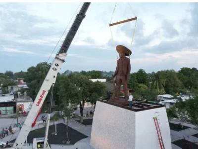 Llega a Rinconada la escultura de Zapata más grande de México